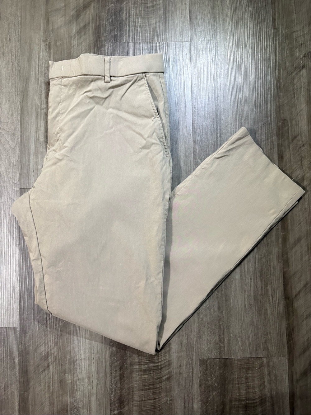 Tommy Hilfiger Men's Classic Chino Pants in Beige - Size 36x32